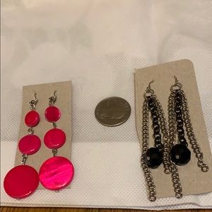 2 pair dangly earrings in pink & black never worn